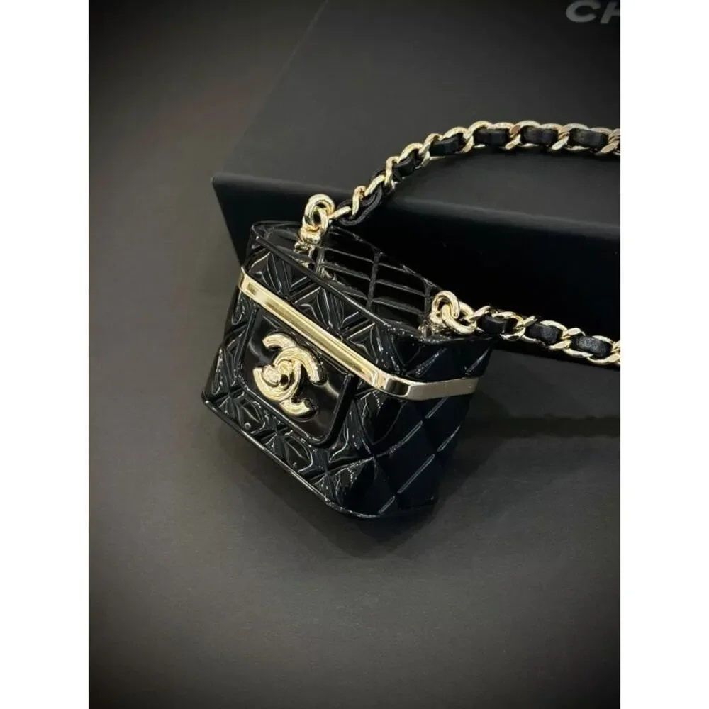 Chanel Women Pre-Loved Bag Very Good Condition